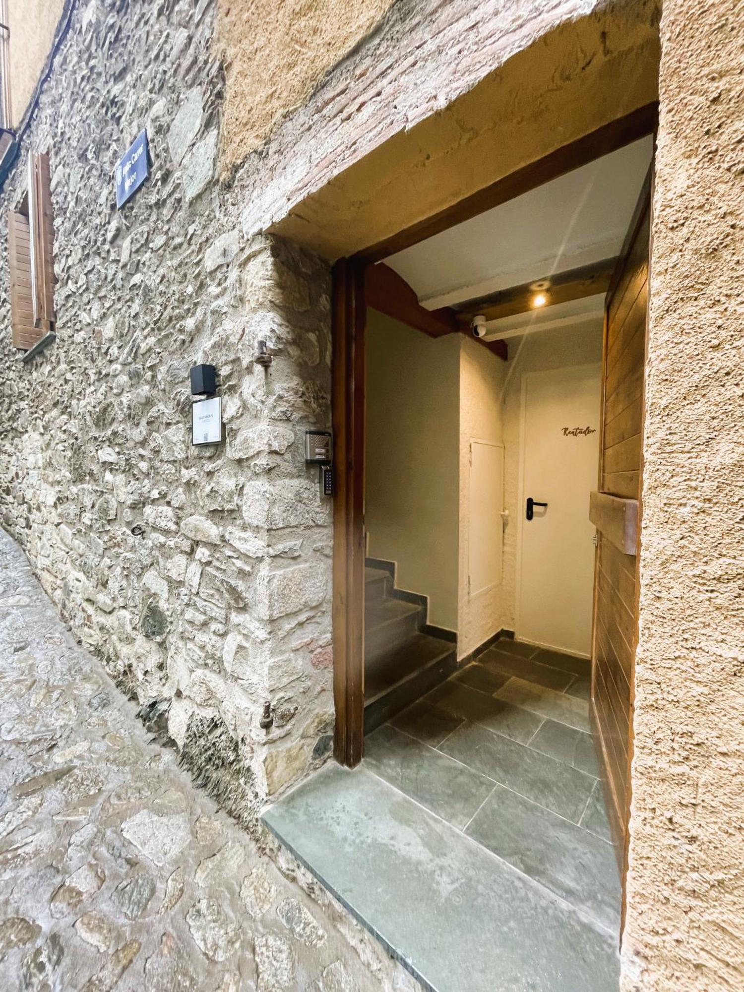 Apartamento Duplex En El Puente Historico, Gra De Fajol 坎普罗东 外观 照片