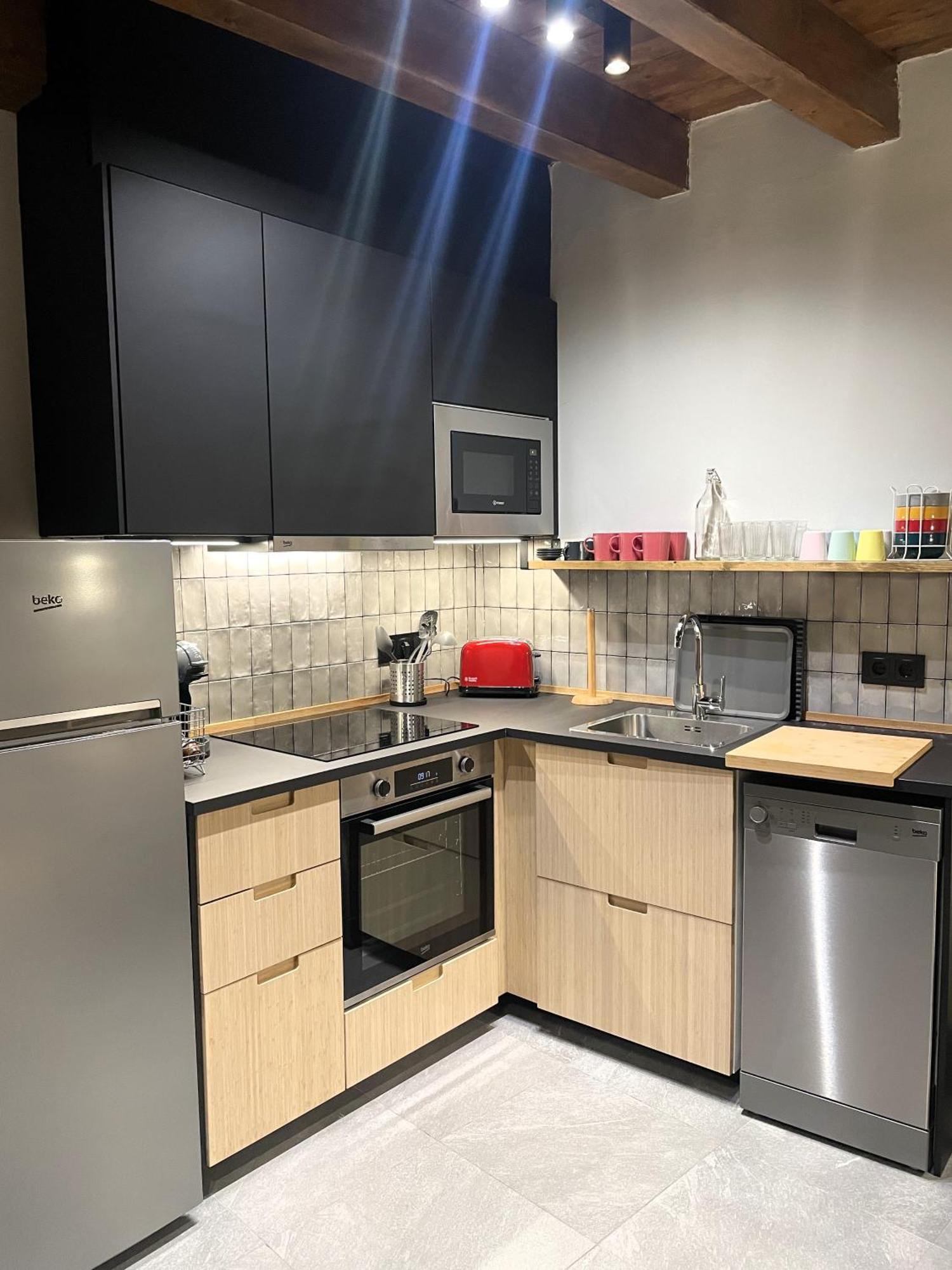 Apartamento Duplex En El Puente Historico, Gra De Fajol 坎普罗东 外观 照片