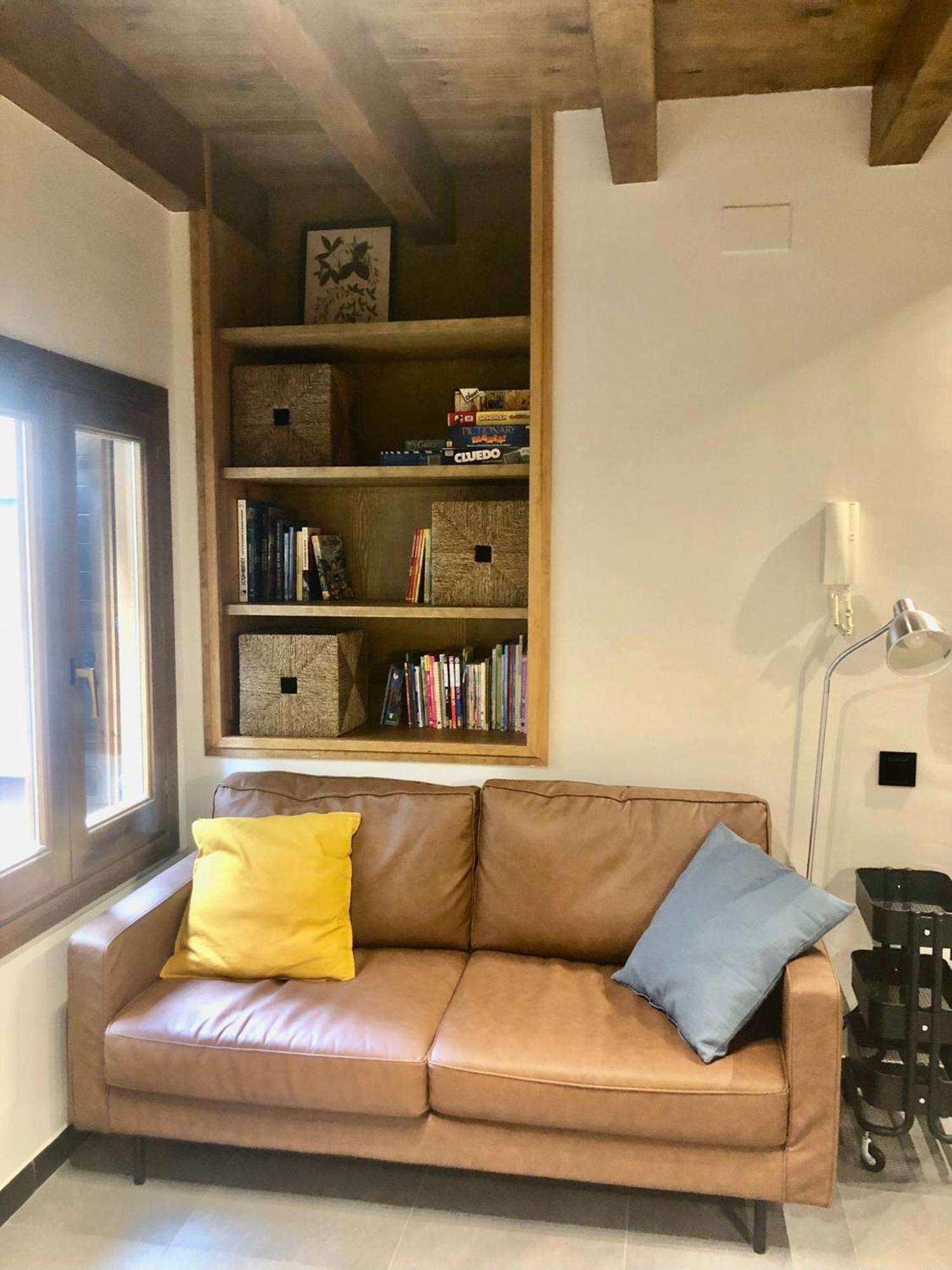 Apartamento Duplex En El Puente Historico, Gra De Fajol 坎普罗东 外观 照片