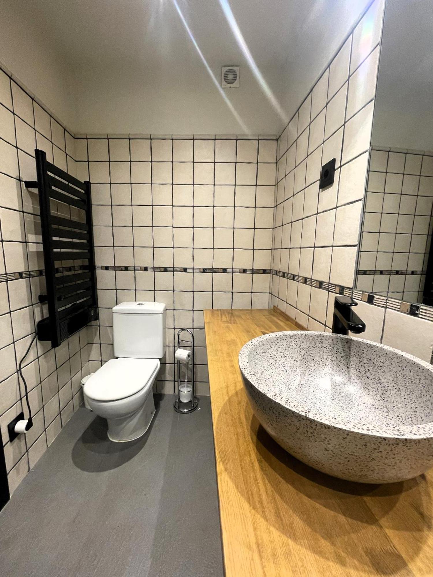 Apartamento Duplex En El Puente Historico, Gra De Fajol 坎普罗东 外观 照片